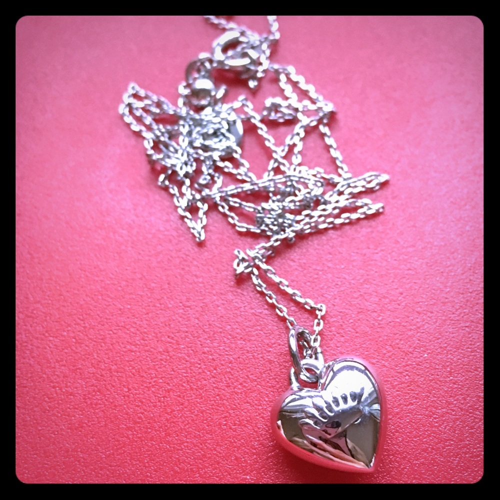 Juicy Couture Crown Heart Pendant 👑❤️